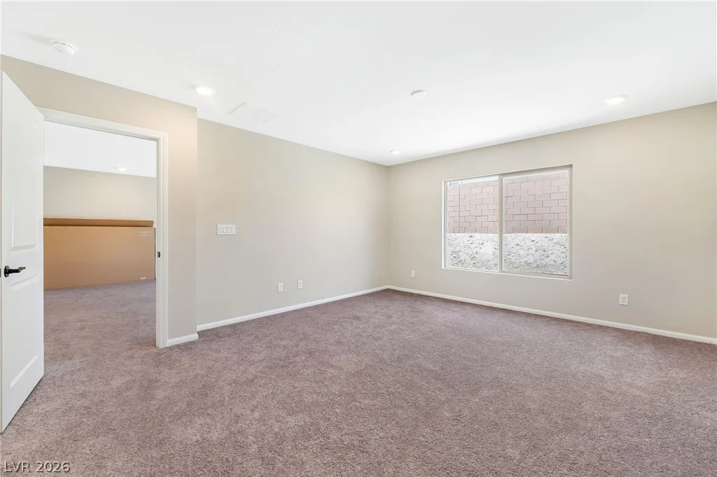 10201 Beckenham Hills, Las Vegas, NV 89141