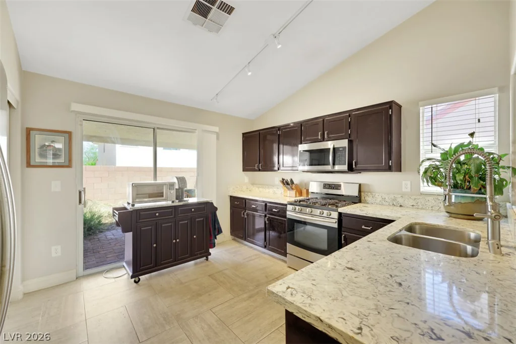 3608 Chateau Meadow, Las Vegas, NV 89129
