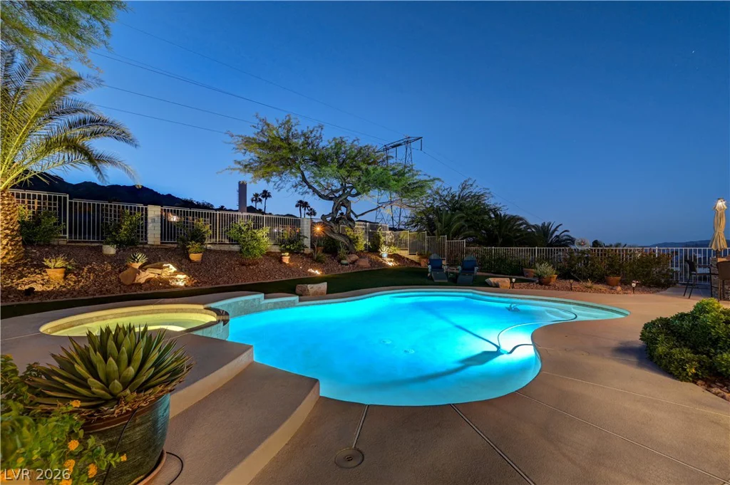 612 Valencia, Boulder City, NV 89005