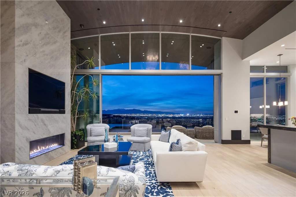 677 Tranquil Rim, Henderson, NV 89012