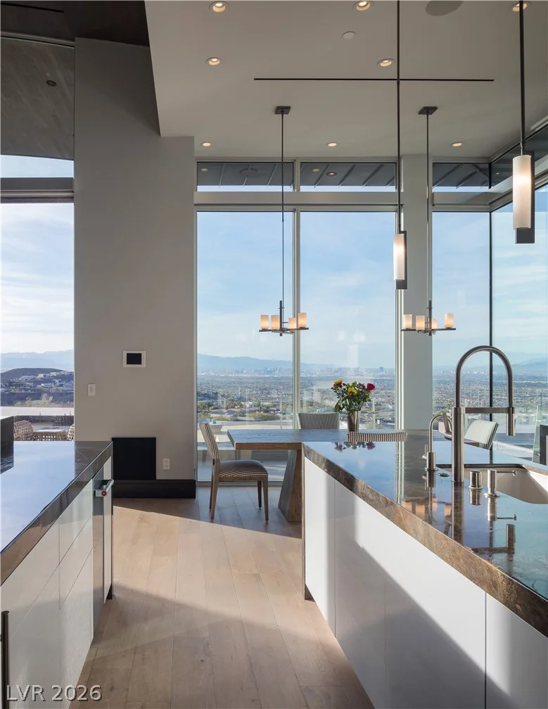 677 Tranquil Rim, Henderson, NV 89012
