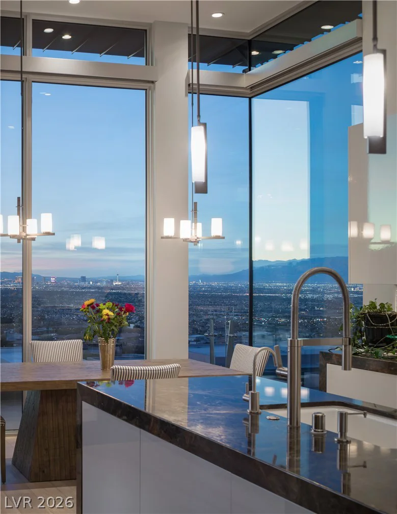 677 Tranquil Rim, Henderson, NV 89012