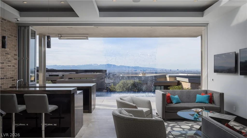 677 Tranquil Rim, Henderson, NV 89012