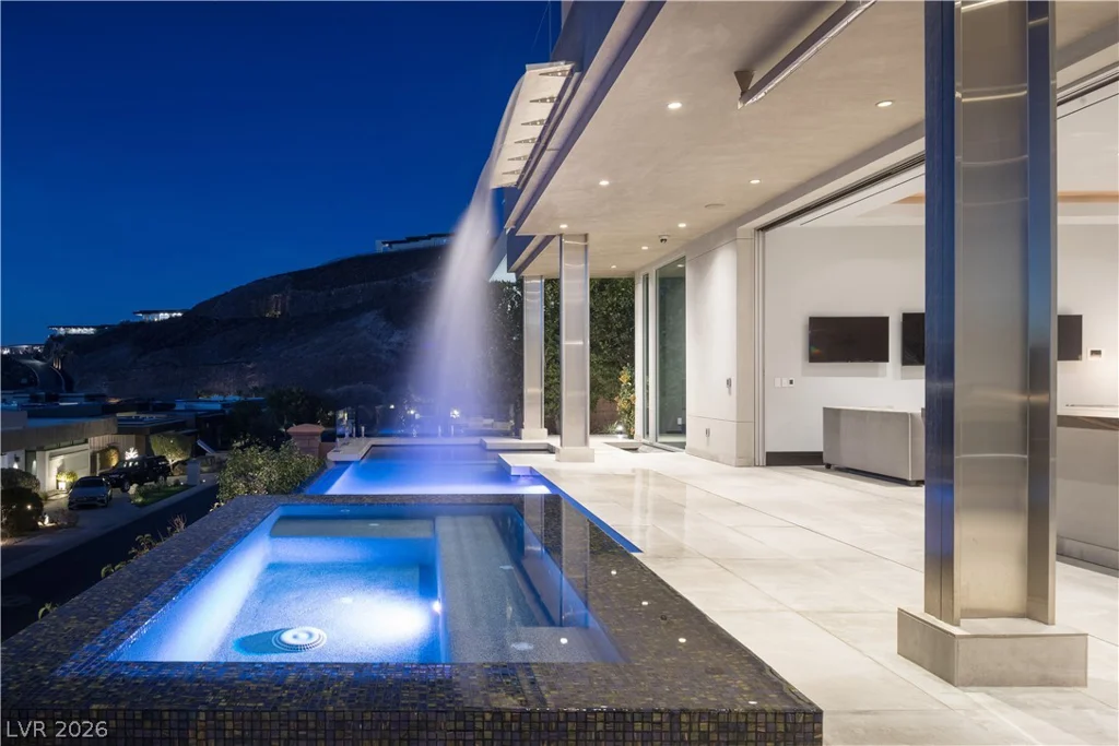 677 Tranquil Rim, Henderson, NV 89012