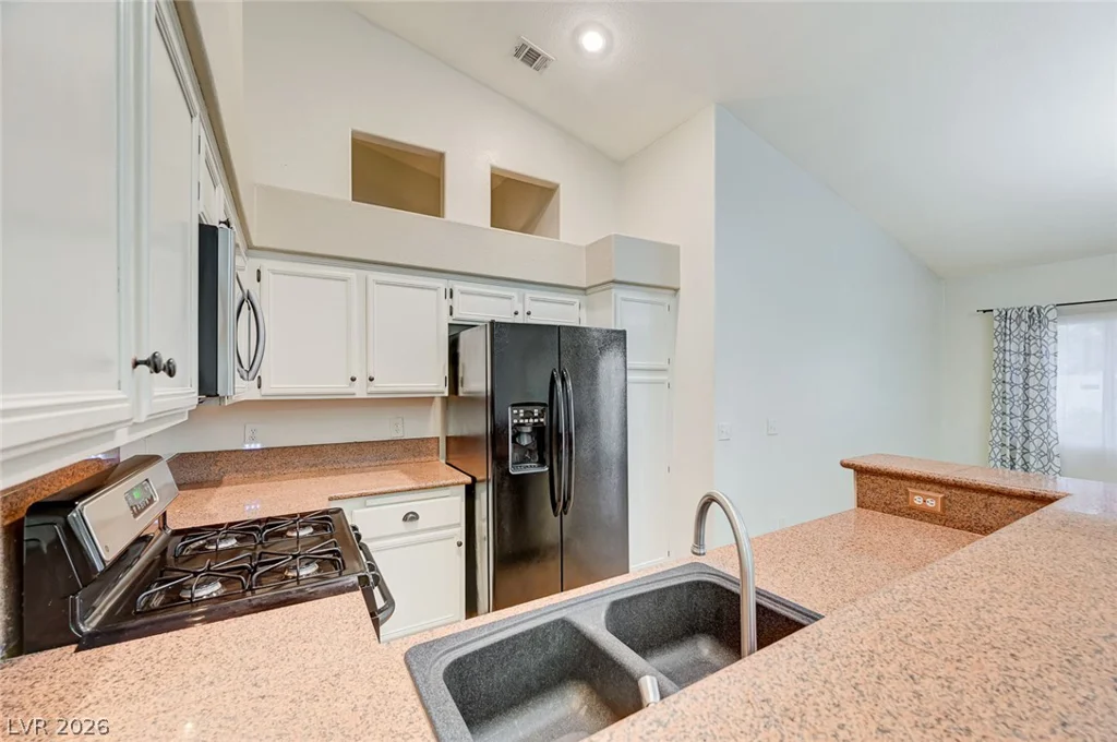9740 Double Rock, Las Vegas, NV 89134