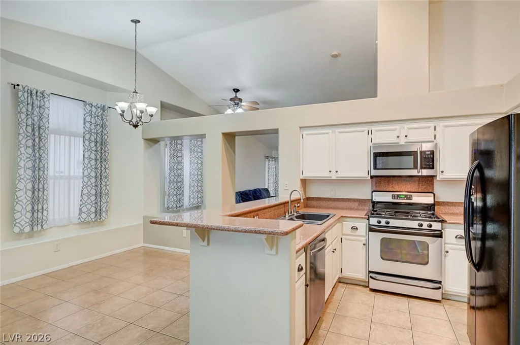 9740 Double Rock, Las Vegas, NV 89134