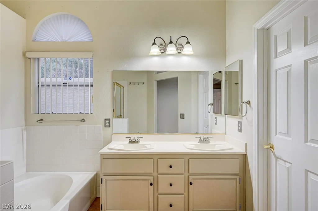 9740 Double Rock, Las Vegas, NV 89134