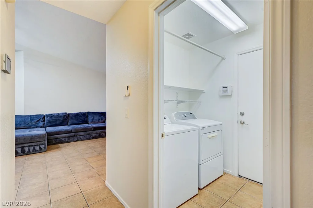 9740 Double Rock, Las Vegas, NV 89134