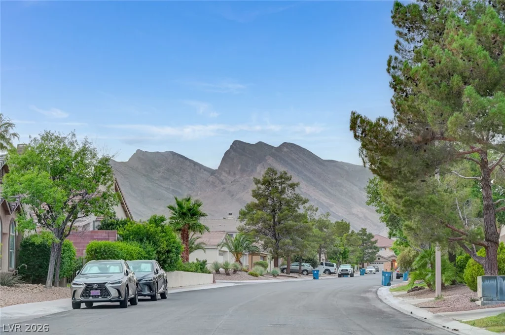 9740 Double Rock, Las Vegas, NV 89134