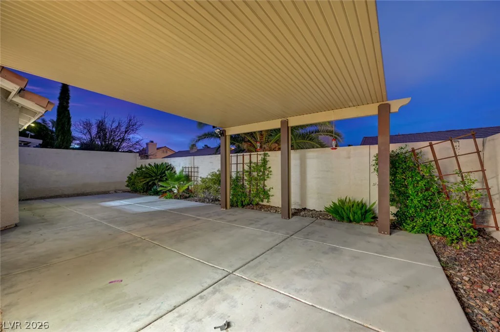 9740 Double Rock, Las Vegas, NV 89134