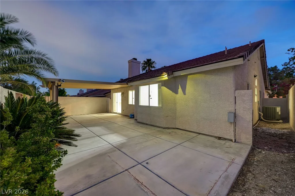 9740 Double Rock, Las Vegas, NV 89134