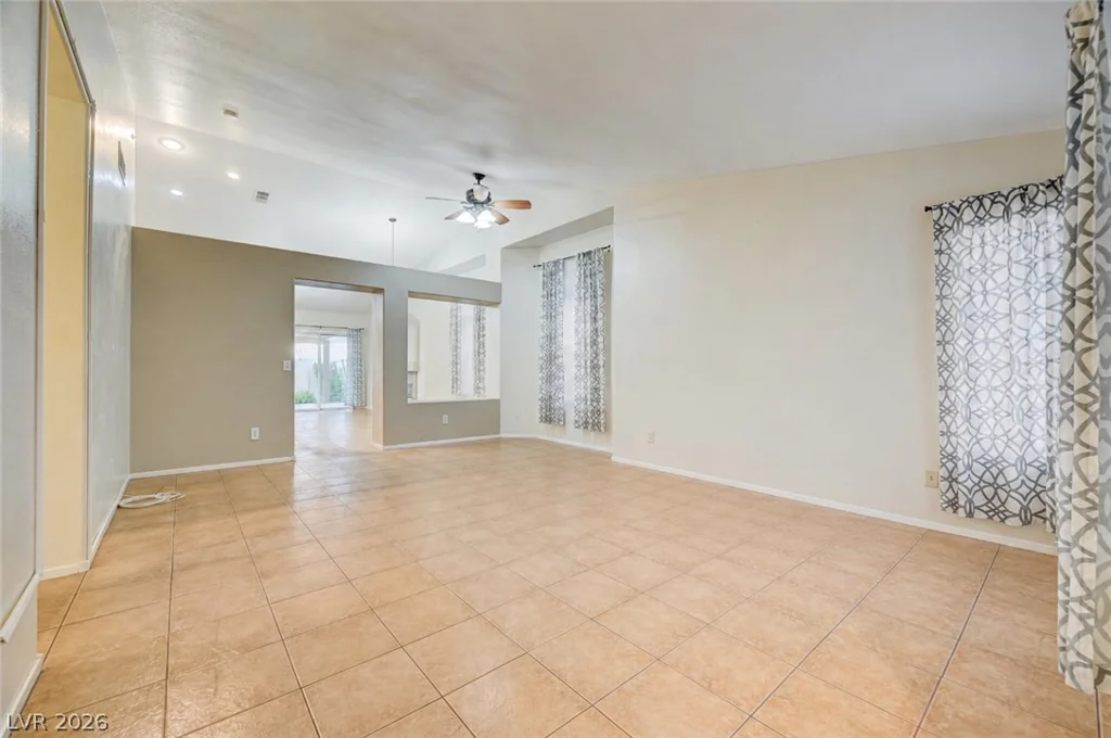 9740 Double Rock, Las Vegas, NV 89134