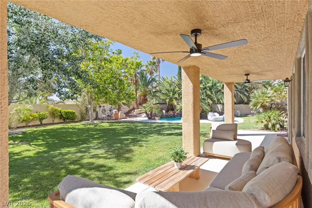 156 Welland, Las Vegas, NV 89144