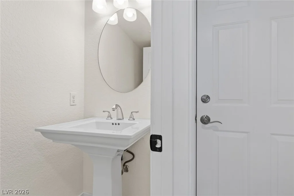 156 Welland, Las Vegas, NV 89144