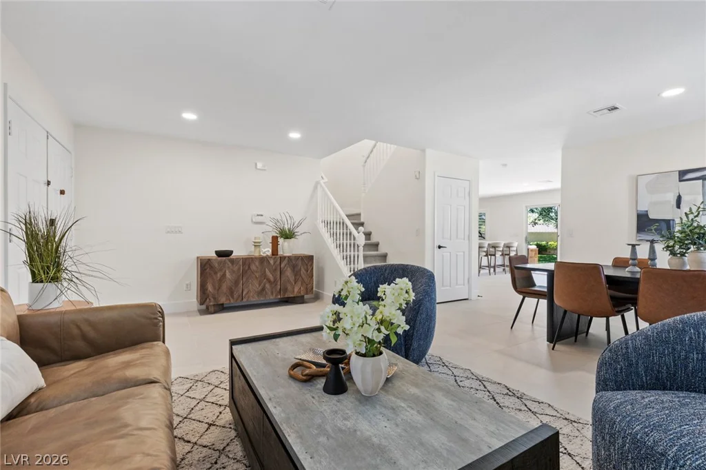 156 Welland, Las Vegas, NV 89144