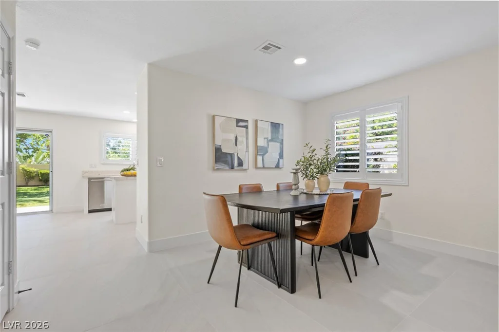 156 Welland, Las Vegas, NV 89144