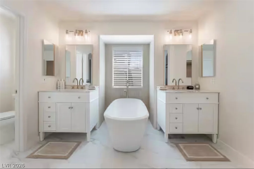 10242 Garden State, Las Vegas, NV 89135