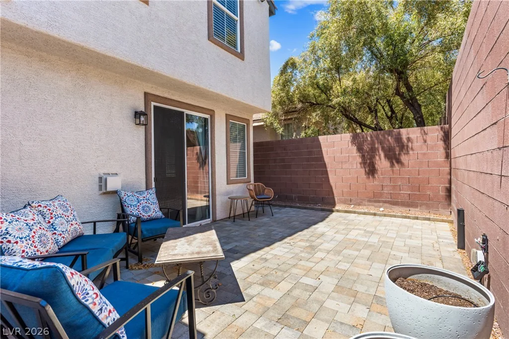 10242 Garden State, Las Vegas, NV 89135