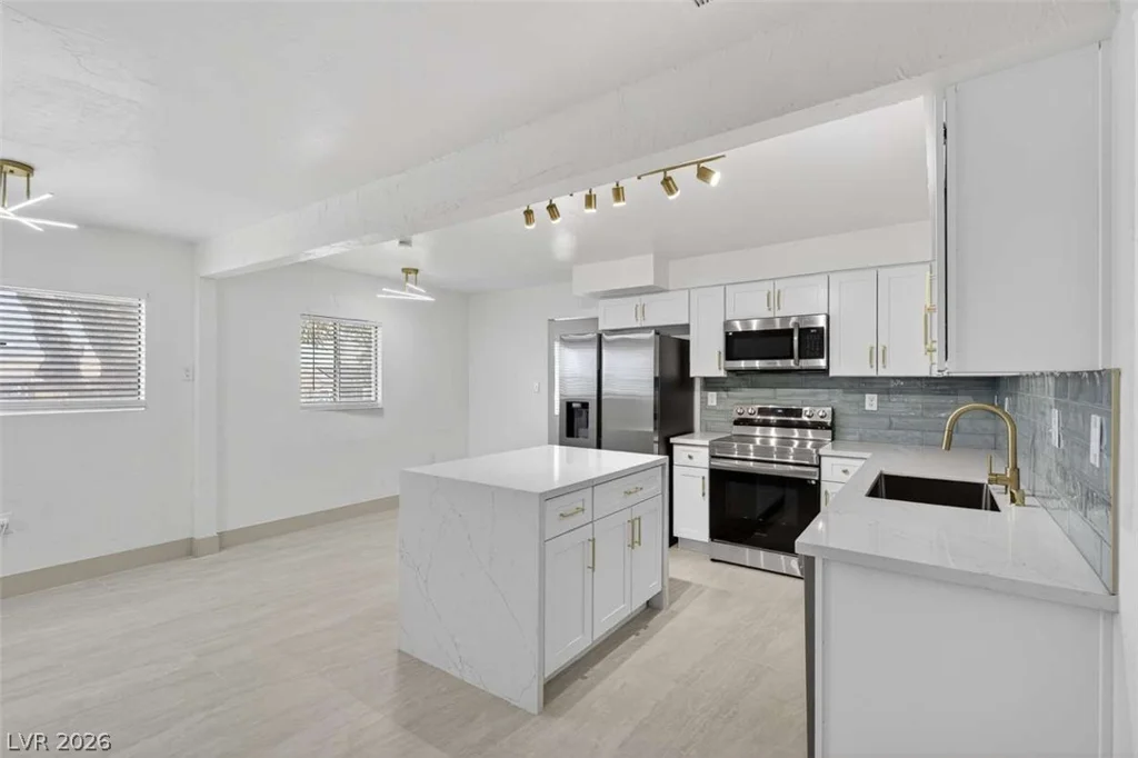 13 Mallory, Henderson, NV 89015