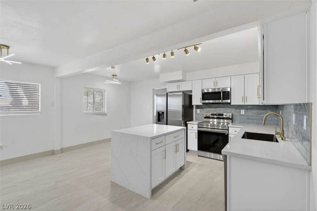 13 Mallory, Henderson, NV 89015