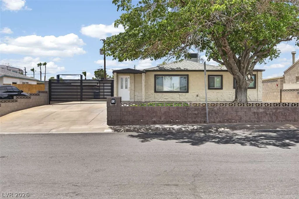 13 Mallory, Henderson, NV 89015