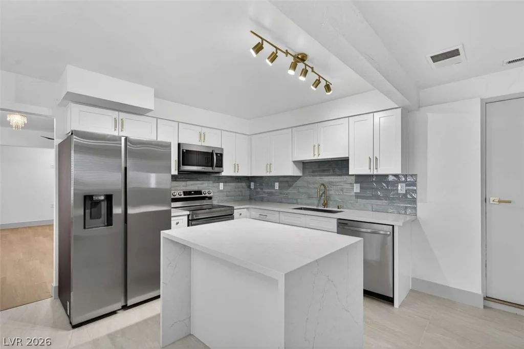 13 Mallory, Henderson, NV 89015