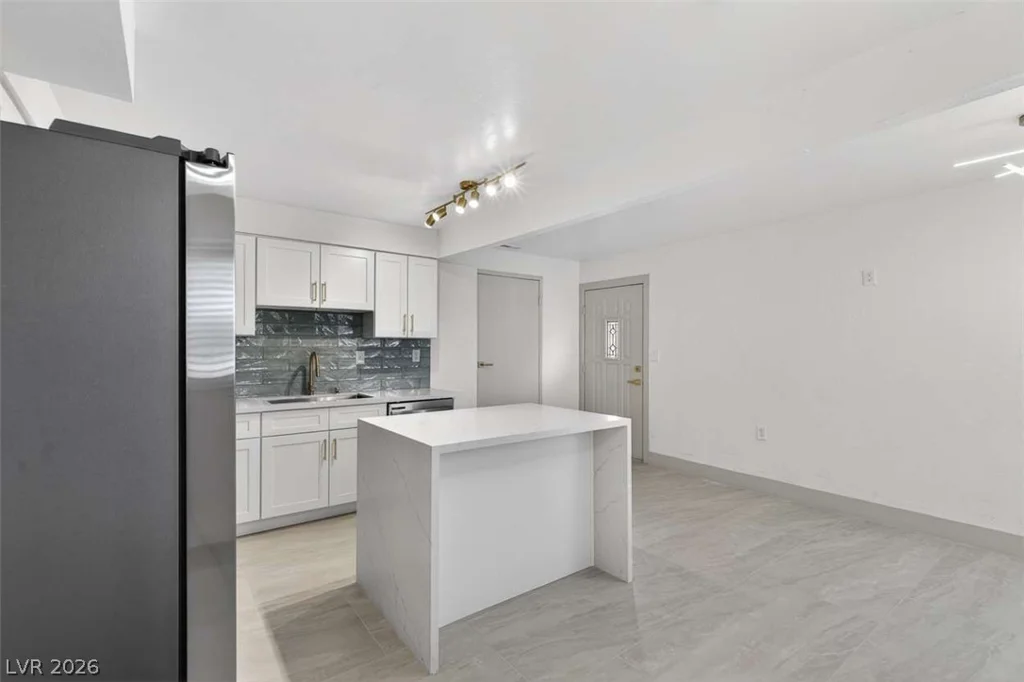 13 Mallory, Henderson, NV 89015