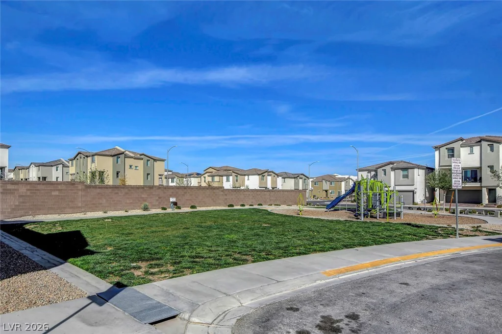 6944 Skyline Blue, North Las Vegas, NV 89086