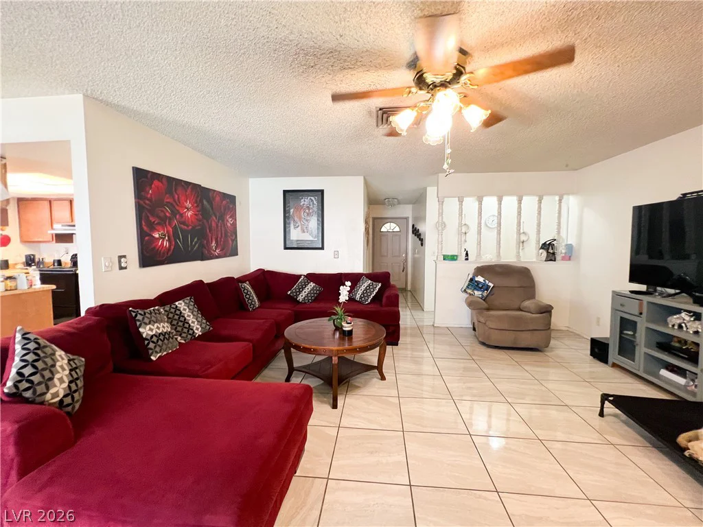 4458 Eureka, Las Vegas, NV 89103
