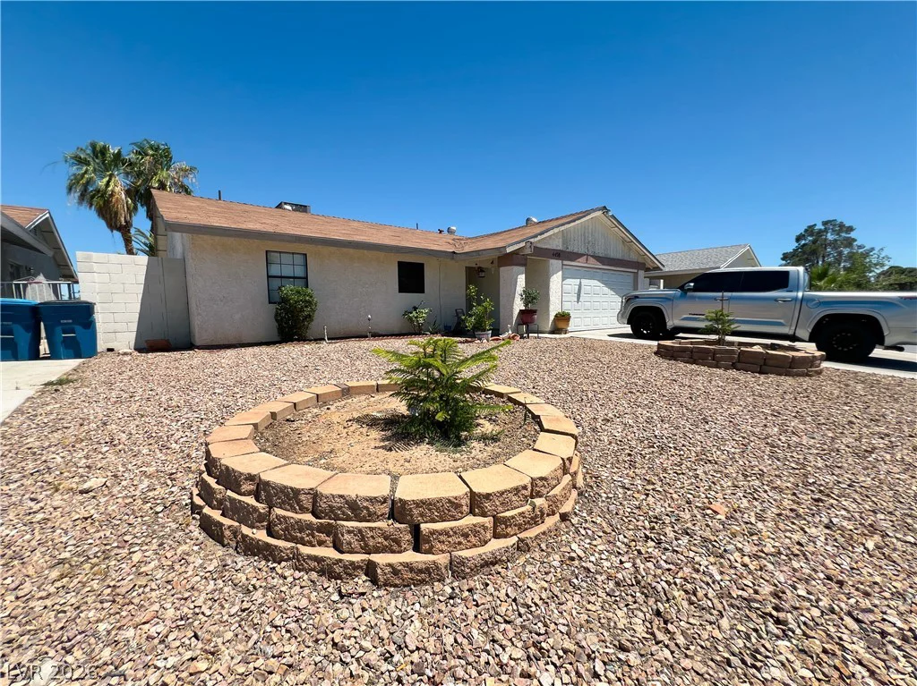 4458 Eureka, Las Vegas, NV 89103