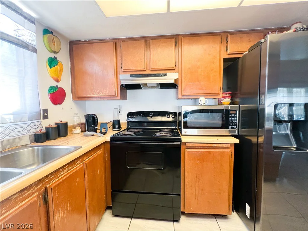 4458 Eureka, Las Vegas, NV 89103