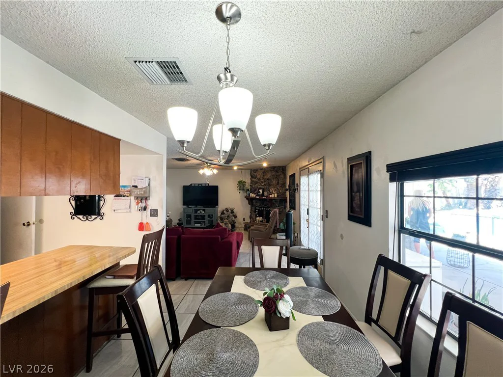 4458 Eureka, Las Vegas, NV 89103