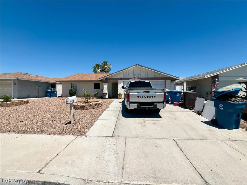 4458 Eureka, Las Vegas, NV 89103