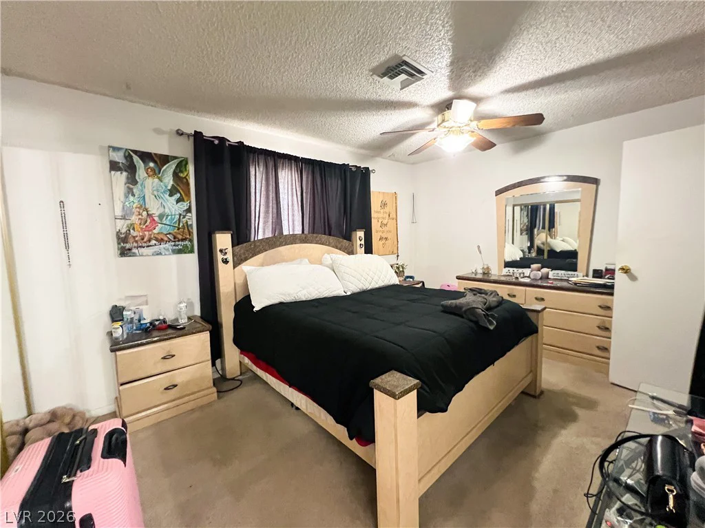 4458 Eureka, Las Vegas, NV 89103