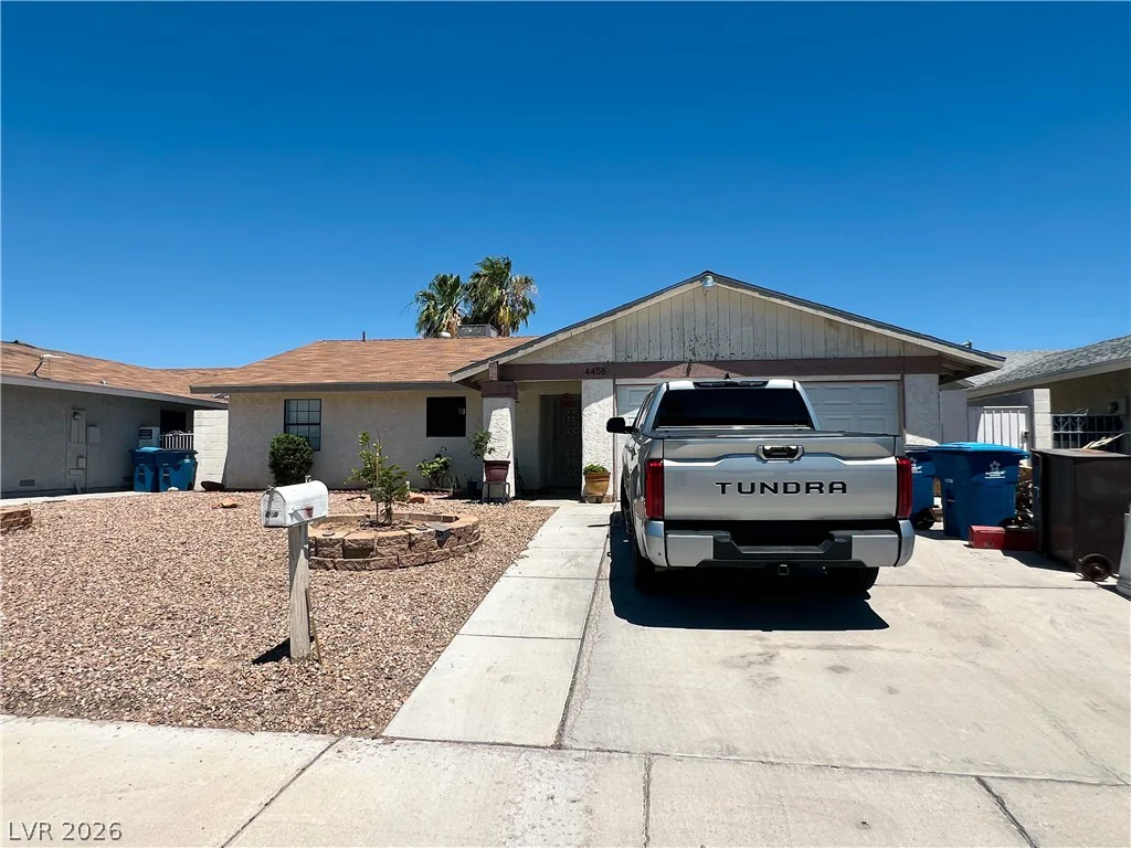 4458 Eureka, Las Vegas, NV 89103