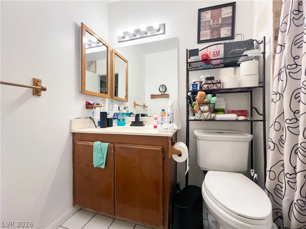 4458 Eureka, Las Vegas, NV 89103