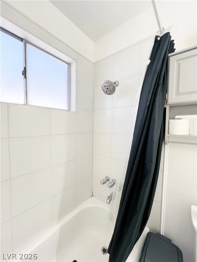4458 Eureka, Las Vegas, NV 89103