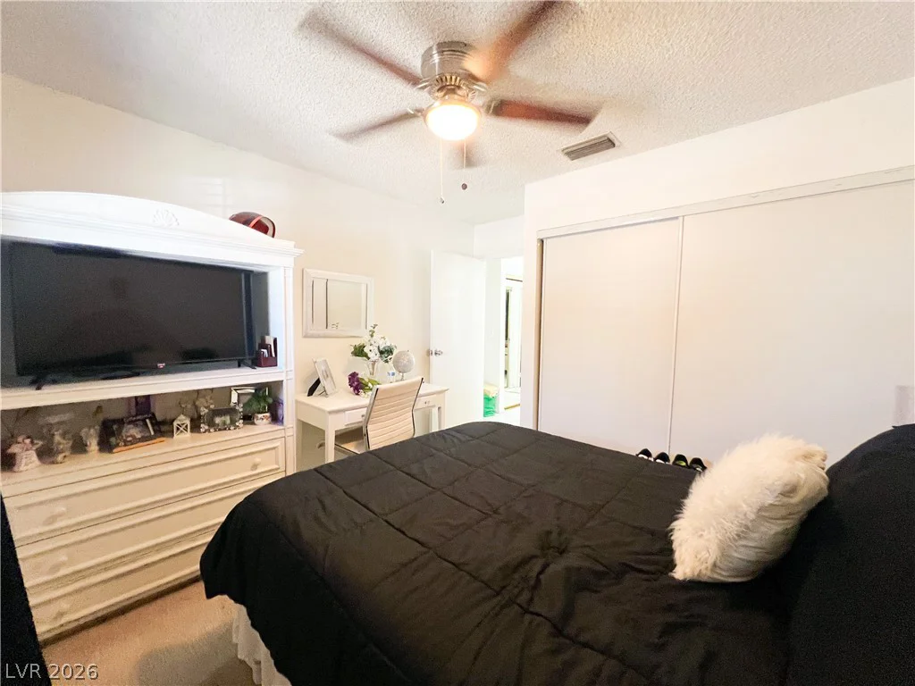 4458 Eureka, Las Vegas, NV 89103