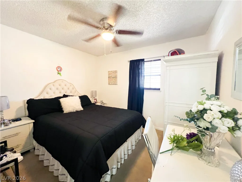 4458 Eureka, Las Vegas, NV 89103