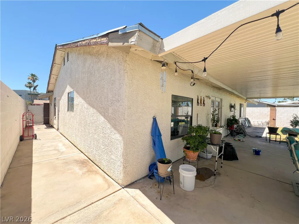 4458 Eureka, Las Vegas, NV 89103