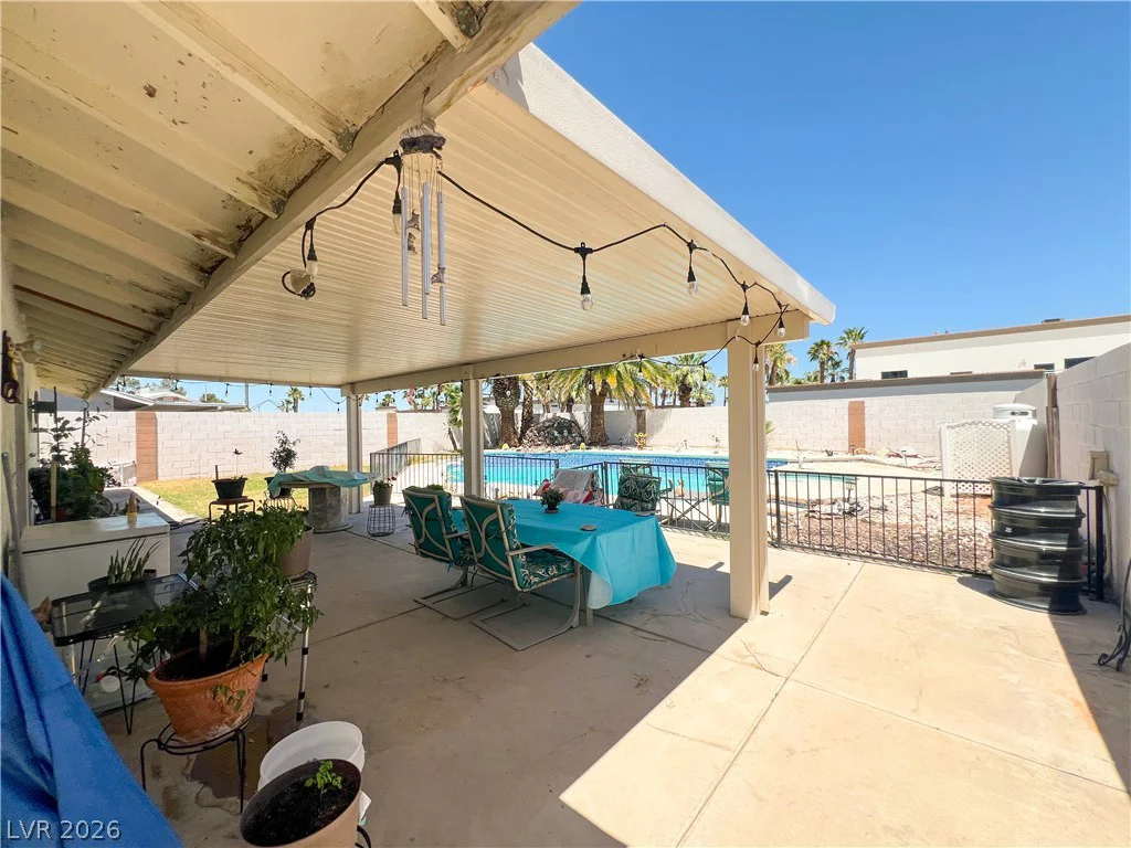 4458 Eureka, Las Vegas, NV 89103