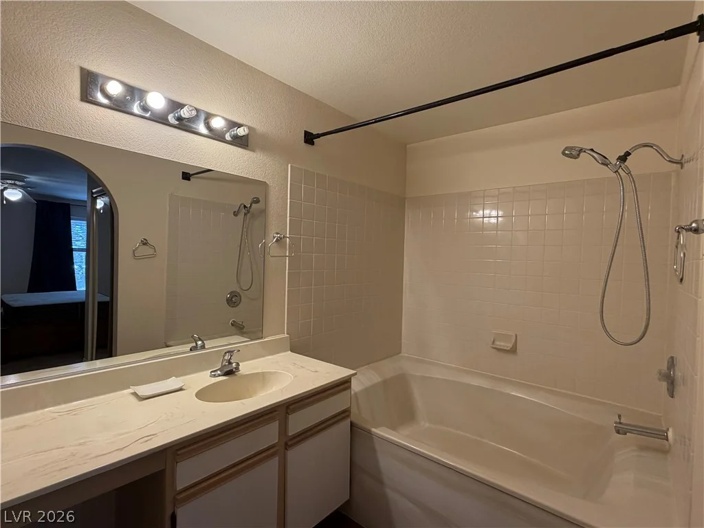 2200 Fort Apache, Las Vegas, NV 89117