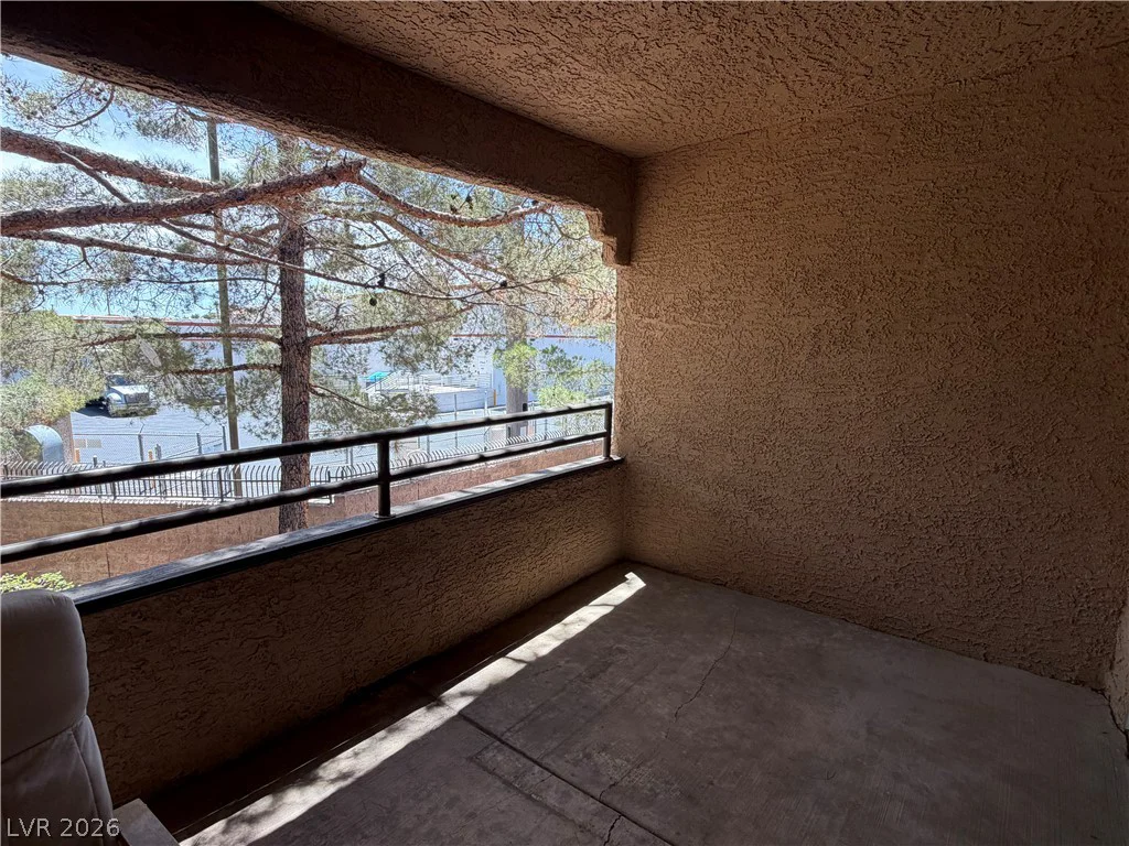 2200 Fort Apache, Las Vegas, NV 89117