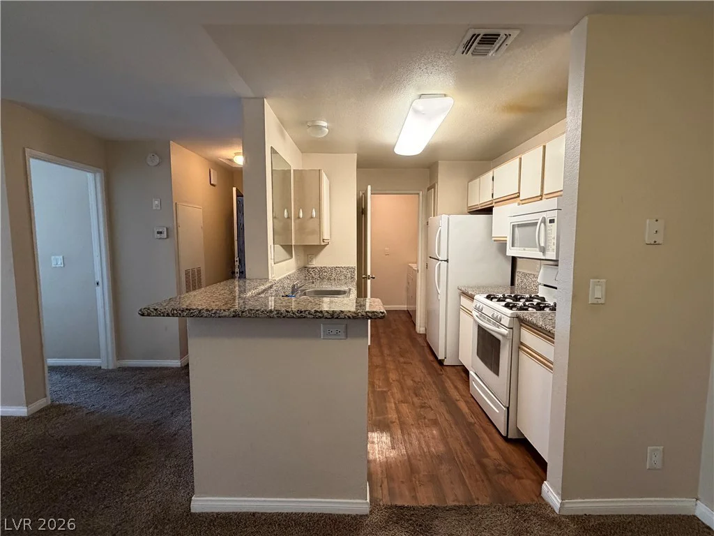 2200 Fort Apache, Las Vegas, NV 89117