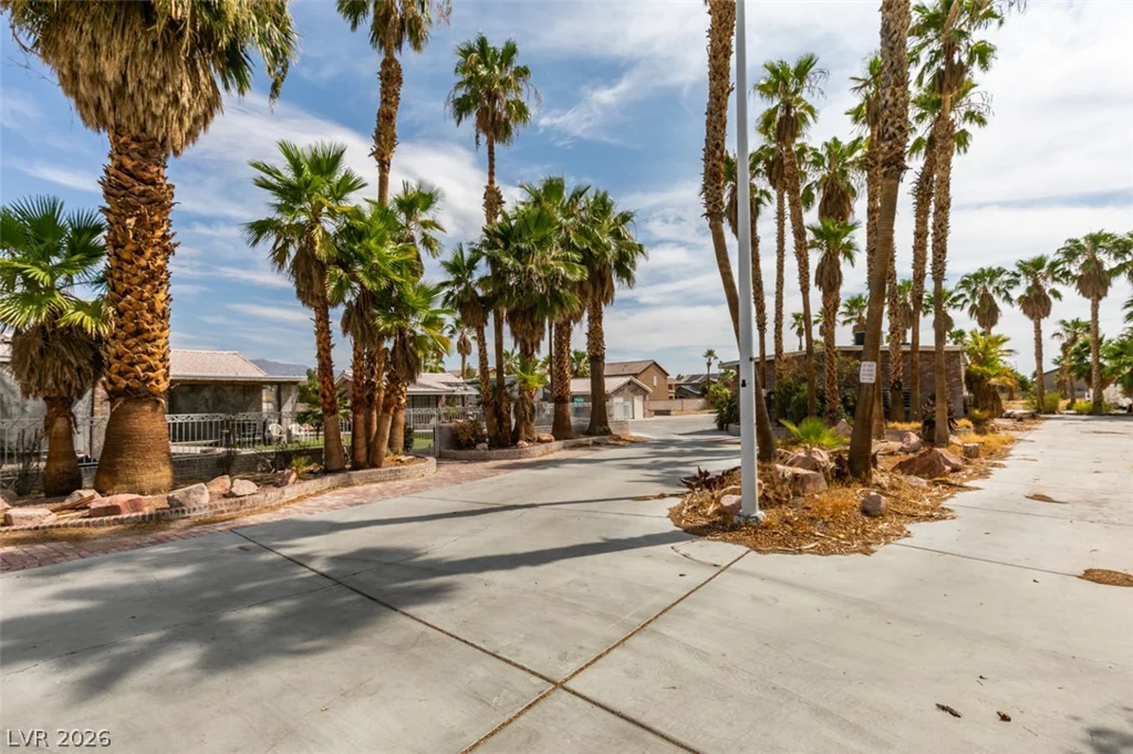 5435 Rainbow, Las Vegas, NV 89130