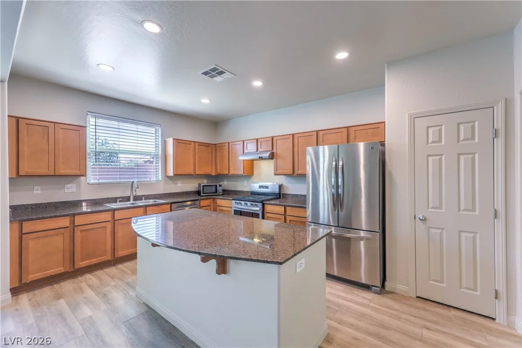 482 Eagle Glen, Las Vegas, NV 89148