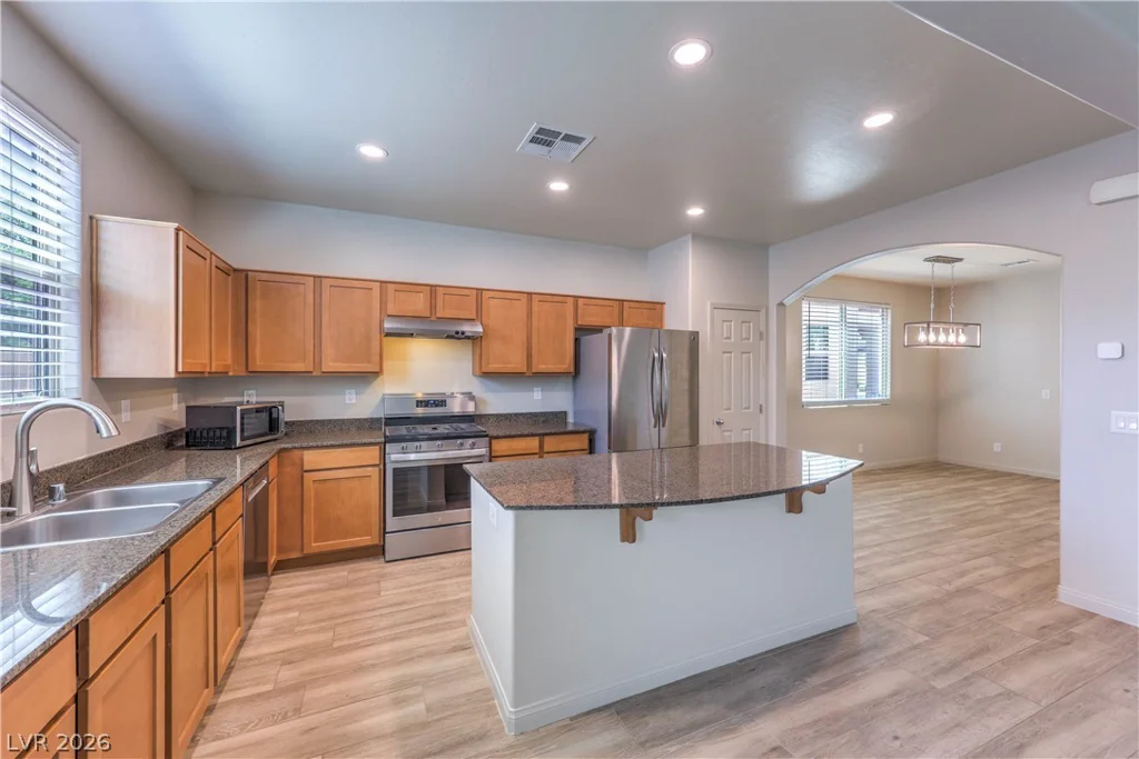 482 Eagle Glen, Las Vegas, NV 89148