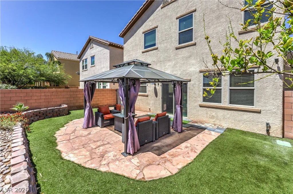 482 Eagle Glen, Las Vegas, NV 89148
