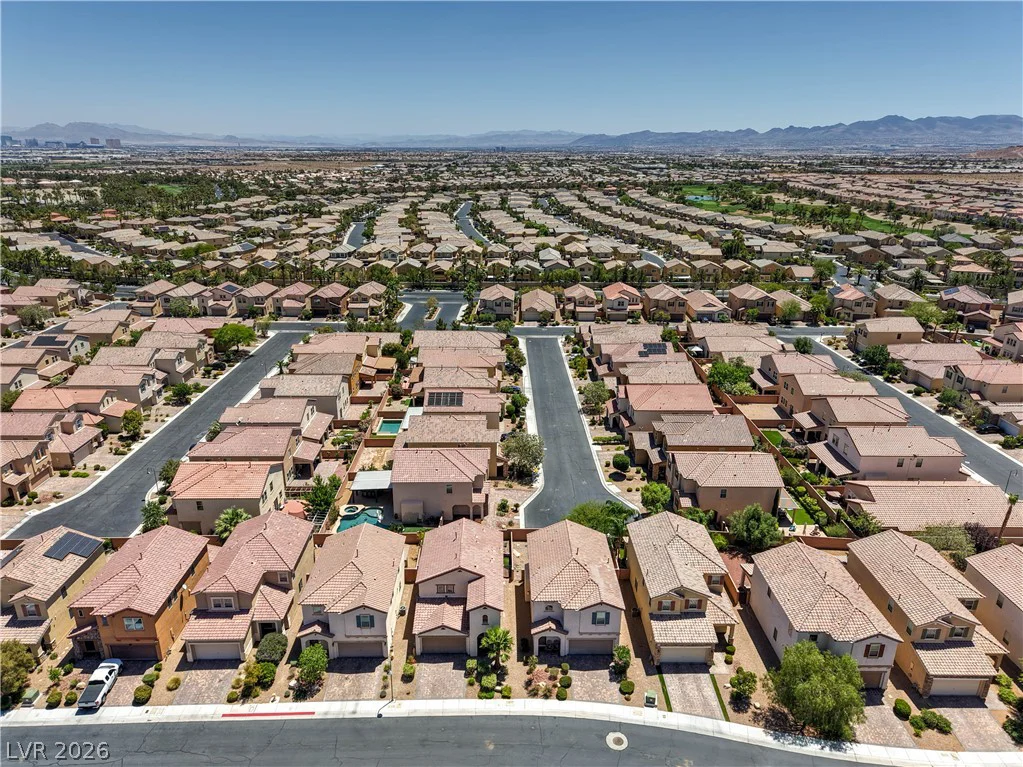 482 Eagle Glen, Las Vegas, NV 89148