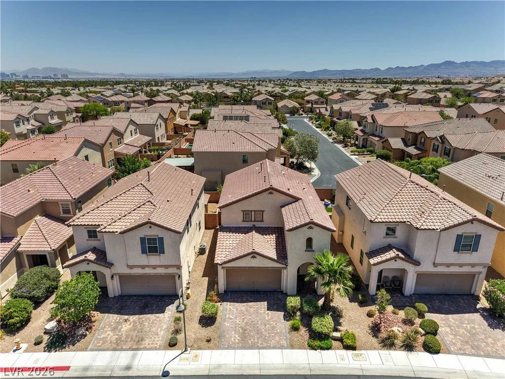 482 Eagle Glen, Las Vegas, NV 89148